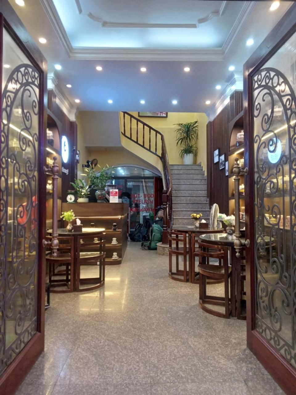 Il Divo Hostel & Spa Hanoi Exterior photo
