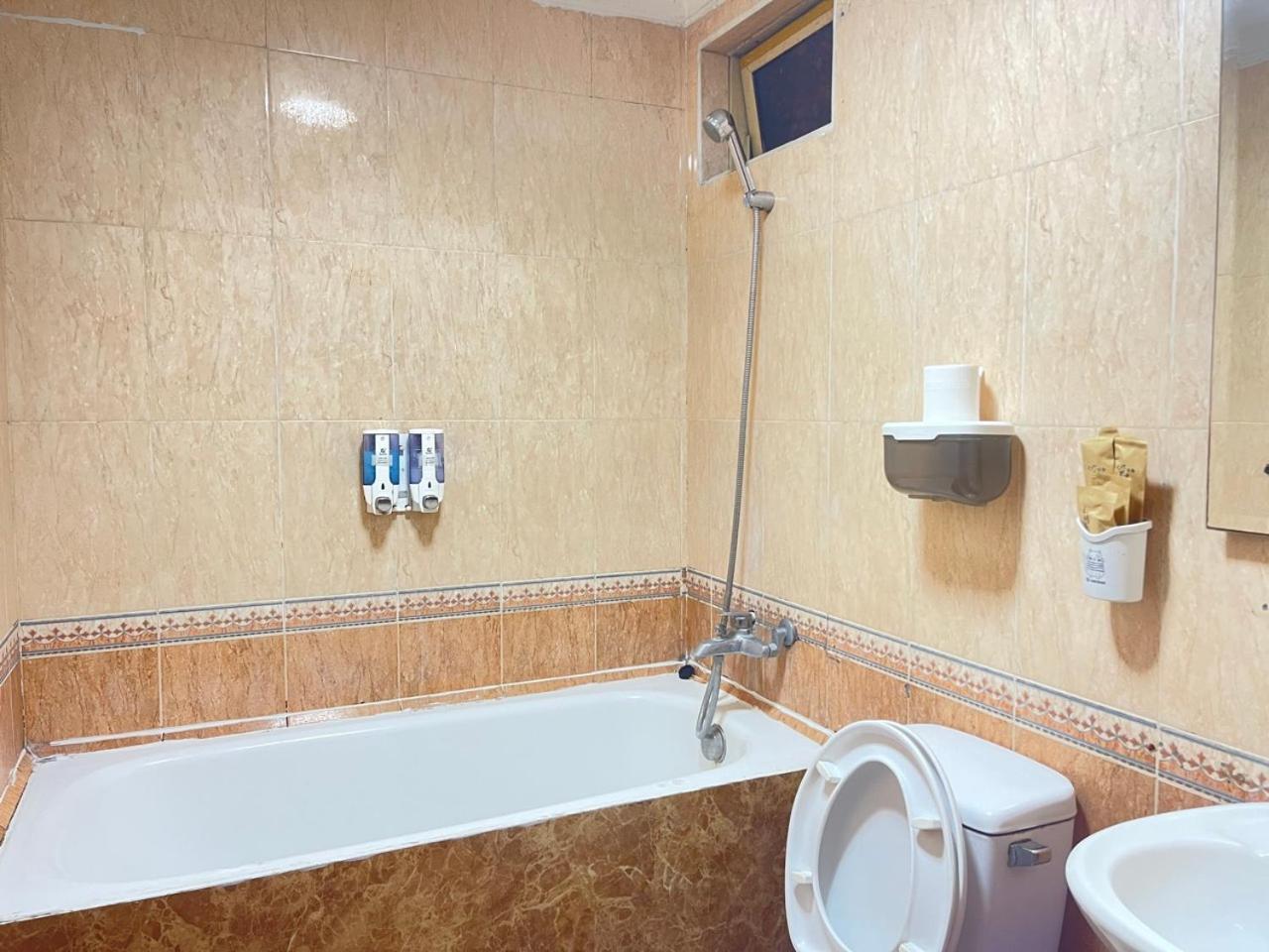 Il Divo Hostel & Spa Hanoi Exterior photo